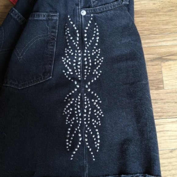 Levi's Skirt Red Tab Black Studded Denim New 24 XS - Picture 3 of 9